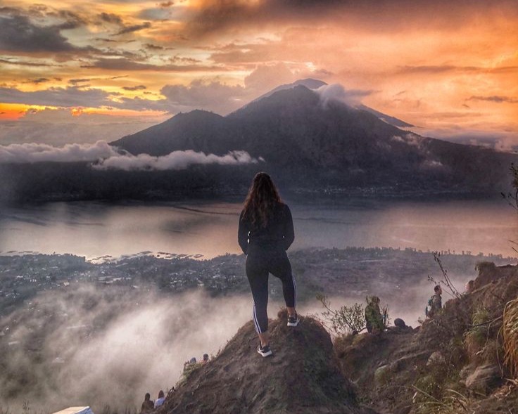 BALI MOUNT BATUR SUNRISE TREKKING 